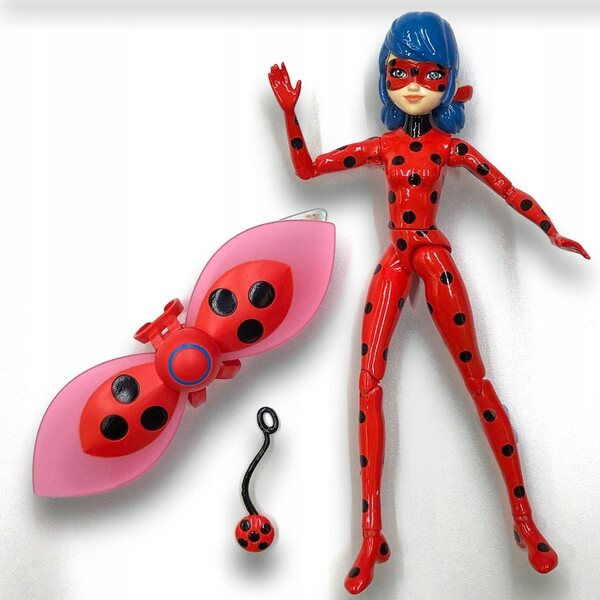 Bambola Ladybug Miraculous da 13 cm con accessori Playmates Toys per bambini 4+