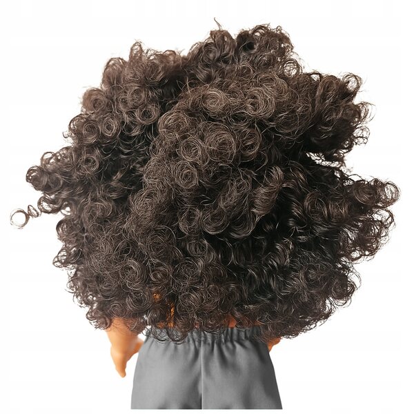 Bambolina dalla pelle scura con capelli afro e vestiti estivi Happy Kiddo