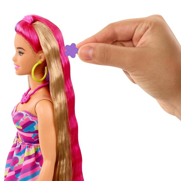 Barbie Totally Hair mit bunten Accessoires und Juwelen – bewegliche Puppe für Kinder ab 3 Jahren