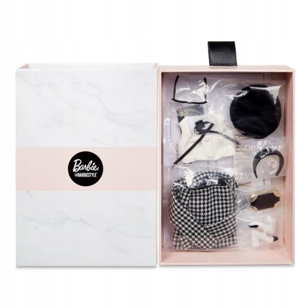 Barbie Plaza Core Kleidungsset mit eleganten Accessoires für Kinder ab 3 Jahren