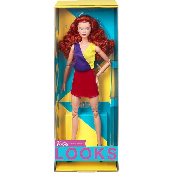 Barbie-Signatur-Looks mit welligem rotem Haar und modischer Kleidung
