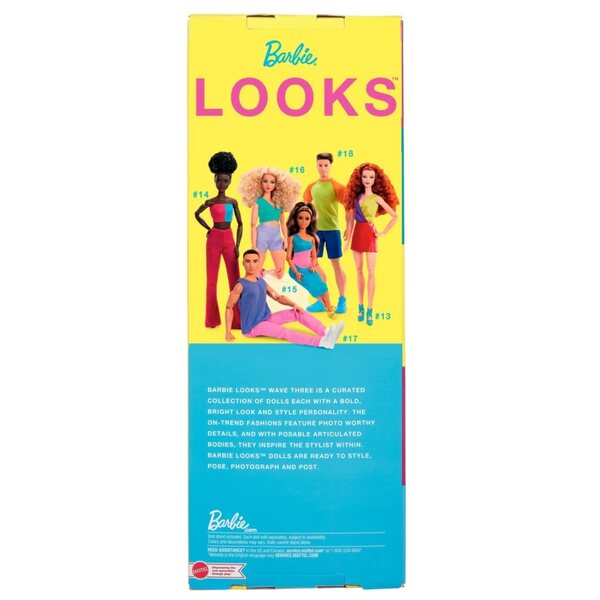 Barbie-Signatur-Looks mit welligem rotem Haar und modischer Kleidung