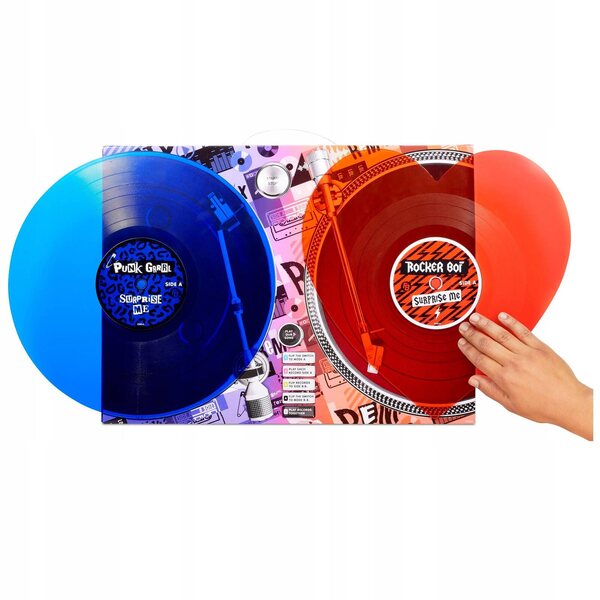 LOL Surprise OMG Remix set con bambole Punk Grrrl e Rocket Boi con effetti sonori