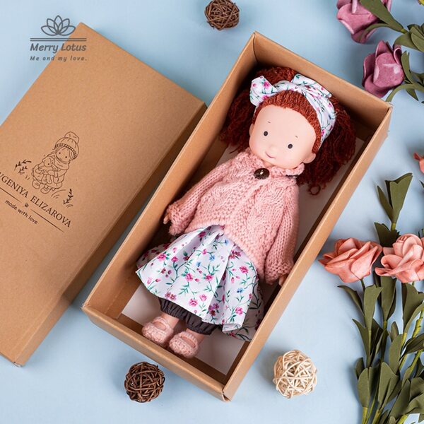 Bambola Waldorf in tessuto 25 cm, morbida e fatta a mano per bambini 4+
