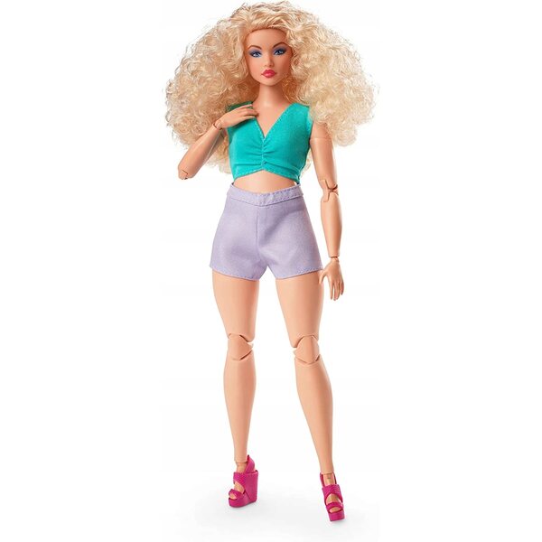 Barbie Signature sieht #16 blond aus, mit kurvigem Körper und beweglichen Gelenken