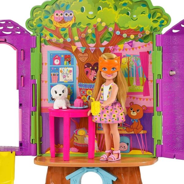 Barbie Chelsea mit Baumhaus, Zubehör und Welpe für Kinder ab 3 Jahren