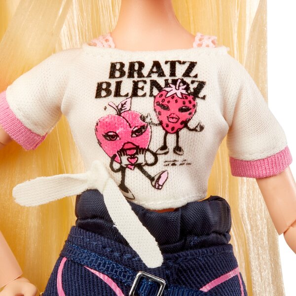 Bambola fashion Cloe Bratz Stylin' con look trendy e accessori unici
