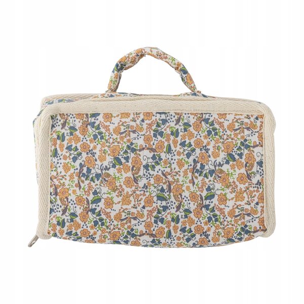 Kleidungsset mit Bloomingville Milly Puppe – kreatives Spiel für Kinder