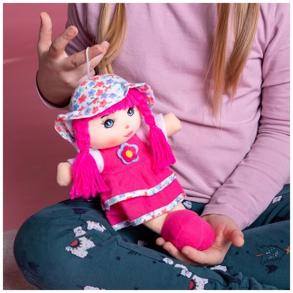 Bambola interattiva Cuddly Dorotka per ragazze con suono