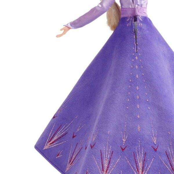 Hasbro Disney Kraina Lodu 2 Elsa Deluxe mit Kleid und Premium-Accessoires