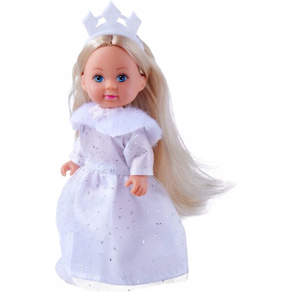 Evi Love, die Prinzessin der Träume mit weißem Winterkleid und Krone