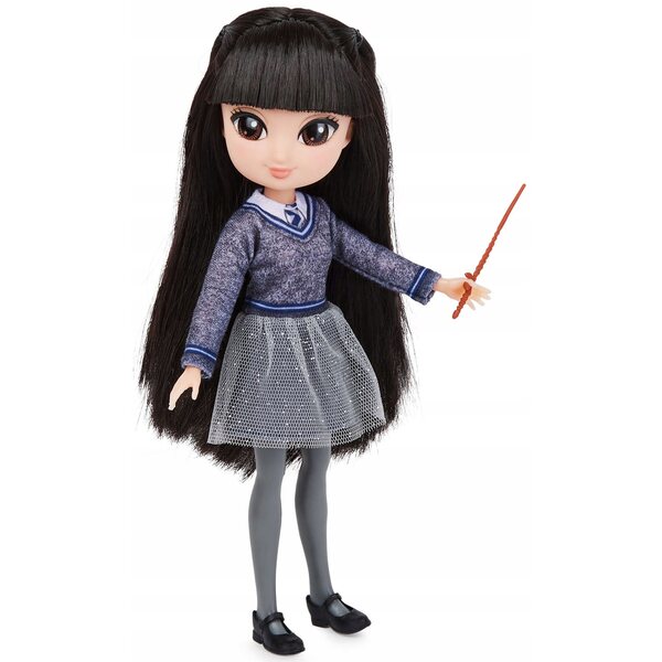 Harry Potter Cho Chang 20 cm Puppe mit Zauberstab und Ravenclaw-Uniform