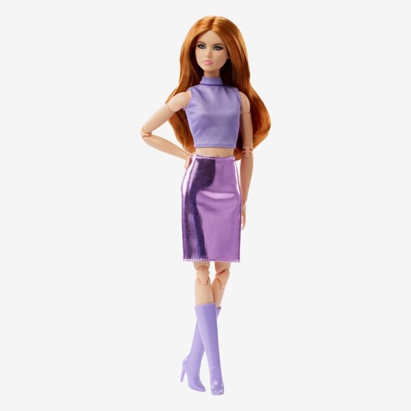 Barbie Signature Looks Rote Puppe 29 cm mit blauem Rock und lavendelfarbenem Oberteil