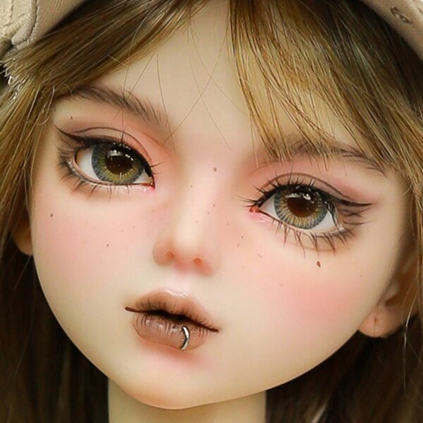 56 cm große 1/3-BJD-Puppe mit handgemachtem Make-up, Kleidung und Hut inklusive