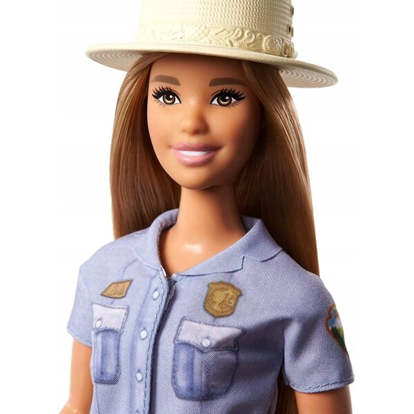 Barbie First Profession mit perfekter Kleidung und Accessoires für jede Rolle