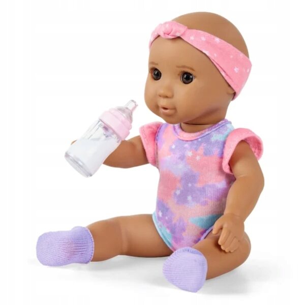 Our Generation Baby Emilia mit Essenszubehör – Babypuppen-Set 20 cm