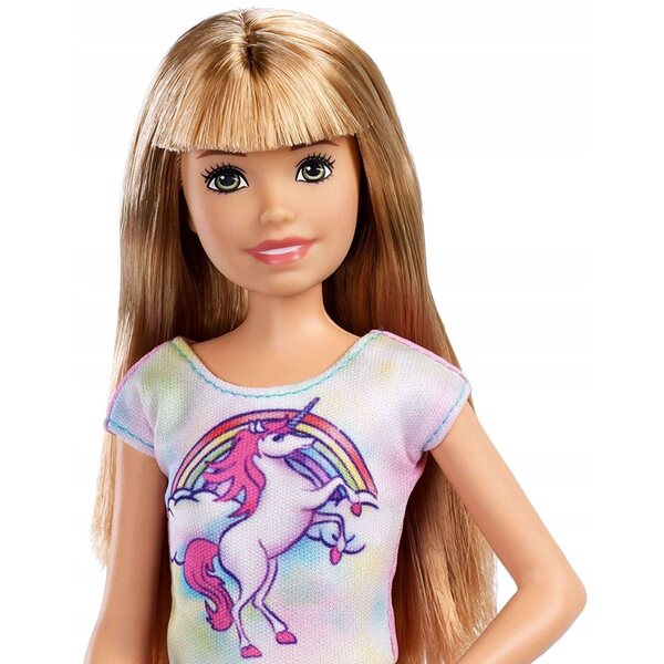 Barbie Skipper Babysitters Puppe mit Einhornbluse, 32,5 cm groß