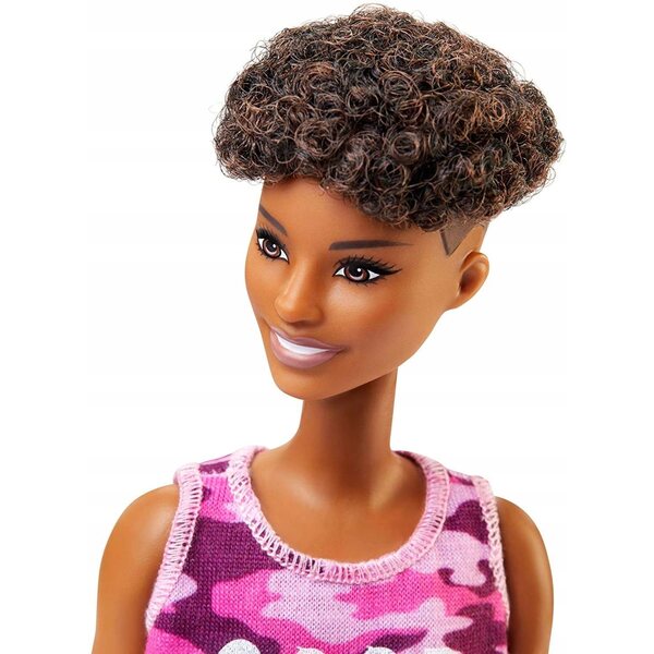 Barbie Fashionistas Mattel mit modischer Kleidung und einzigartigen Accessoires