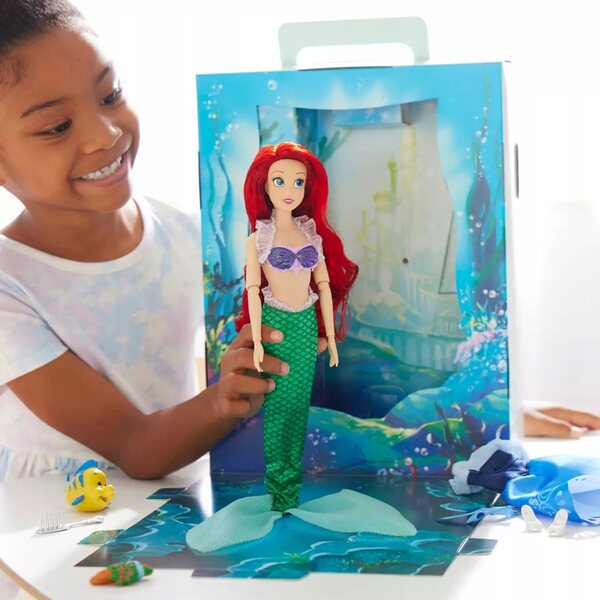 Original Disney Store Ariel Moose avec accessoires et vêtements supplémentaires 29 cm