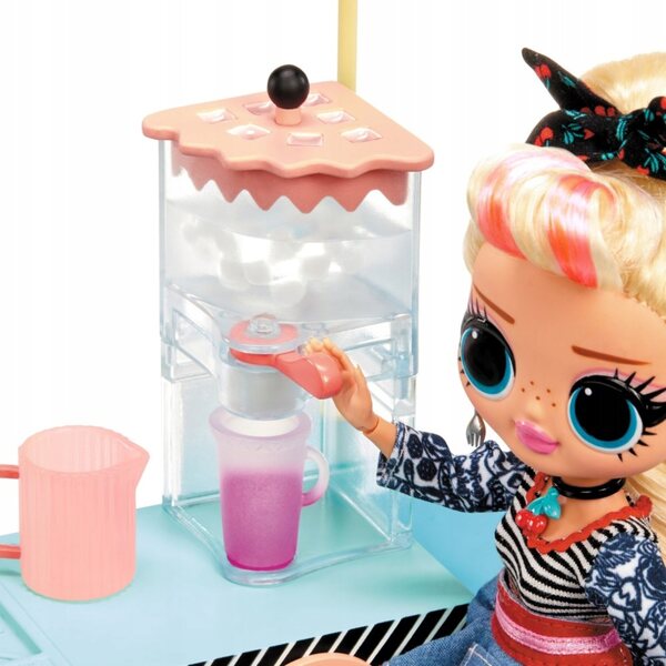 LOL Surprise Doll Sundae Set I Am Diner OMG con 45 accessori interattivi