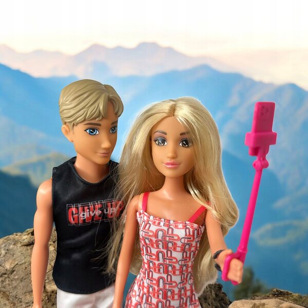 Bambole Ken e Anlily Bionda con Accessori per Picnic e Gioco di Famiglia, Sicure e Resistenti
