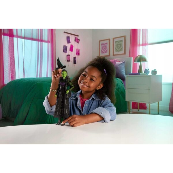 Bambola Elphaba del film Wicked Mattel, 29 cm, pelle verde, trecce + accessori