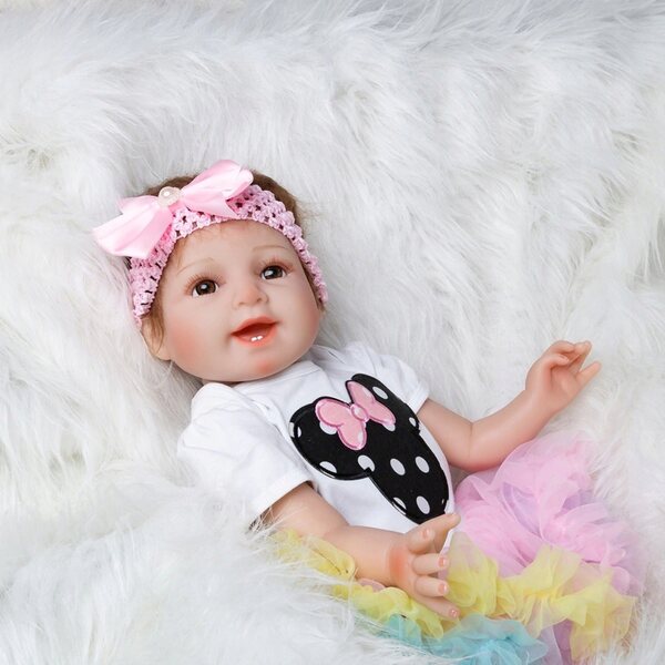 55 cm große Reborn-Puppe mit Zubehör, buntem Kleid, realistisches Baby