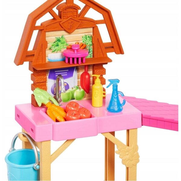 Barbie Mysteries „The Great Horse Chase“-Set mit Stall, Pferd und Zubehör