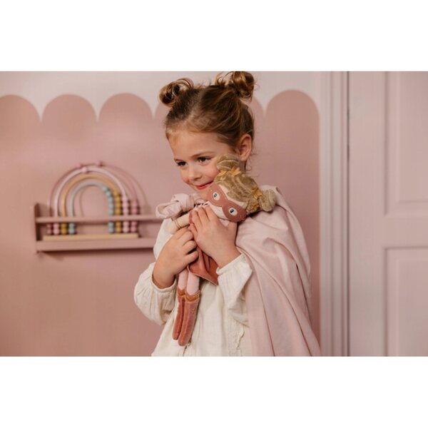 Little Dutch Super-Hero Rosa, bambola morbida supereroina con mantello 35 cm