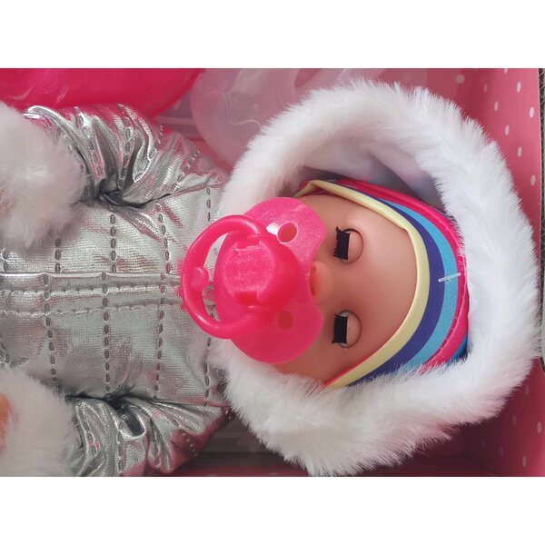 25 cm große Puppe mit Winterkleidung, Flasche und Töpfchen