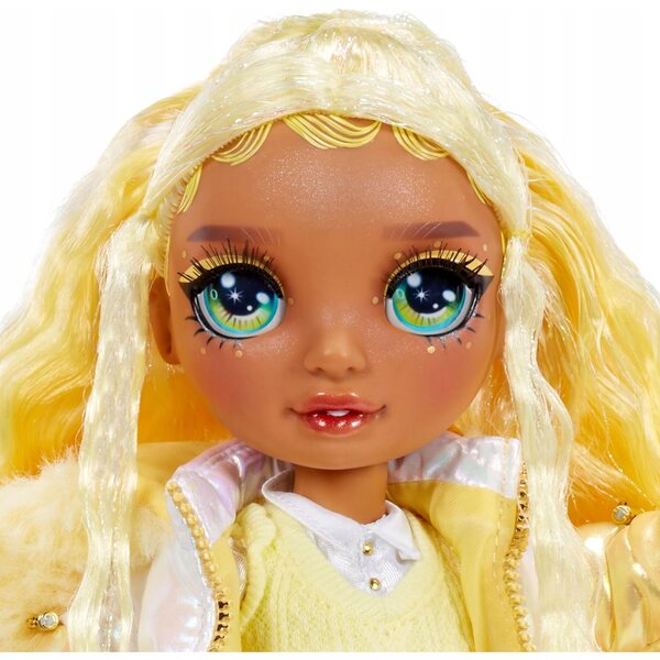 Rainbow High Sunny Winter Wonderland: Bambola Invernale 28 cm con Neve Magica