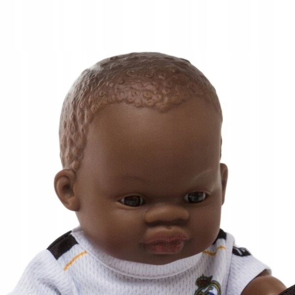 Bambola Miniland Real Madrid Ragazzo Africano 21 cm in Abito Ufficiale