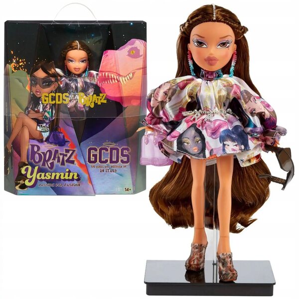 Bratz Designer Bambola Yasmin Special Edition by GCDS con Accessori Moda