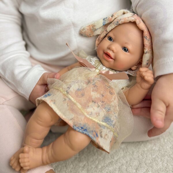 WOOPIE ROYAL Baby Doll 24 cm in abiti da coniglietto realistici e morbidi