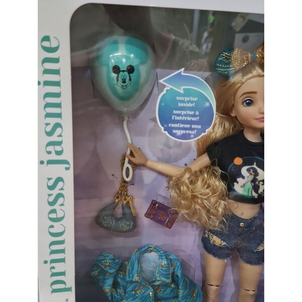 Bambola Disney ILY 4EVER ispirata a Jasmine Aladdin con occhi di vetro