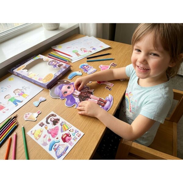 Set Magnetico per Vestire Bambola con Abiti Viola e Accessori Magnetici
