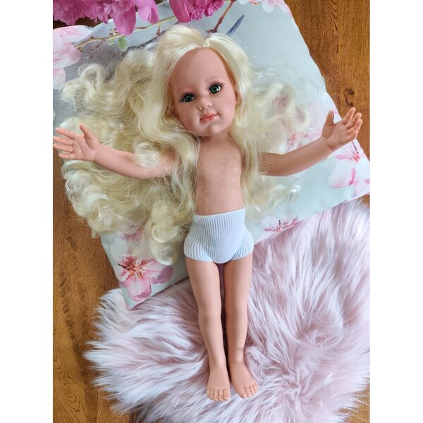 Bambola Llorens Blair bionda con capelli lunghi 42 cm posabile in vari modi