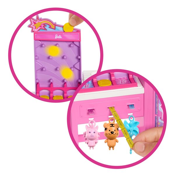 Barbie Mysteries Beach Detectives con Macchina Wata Cukrowa e Accessori, 3+ anni