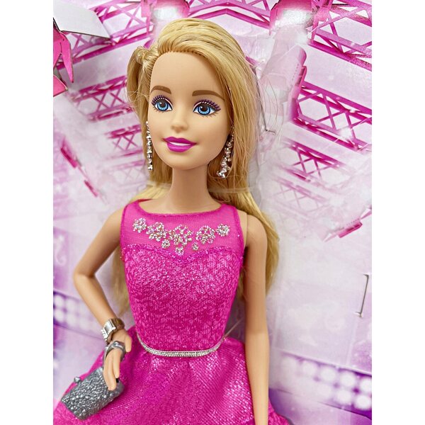 Barbie Modny Bal mit prächtiger Tüll- und Paillettenschwelle, 29,5 cm