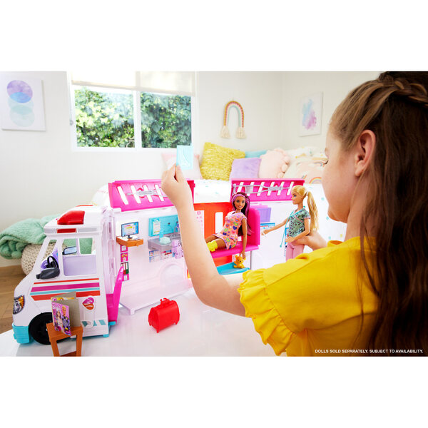 Barbie Karetka Mobilna 2in1 mit 20 Zubehörteilen – Klinik für Kinder ab 3+ Jahren
