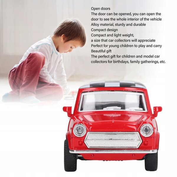 Modello Auto Rosso 1:32 in Metallo con Funzione Pull Back e Porte Apribili