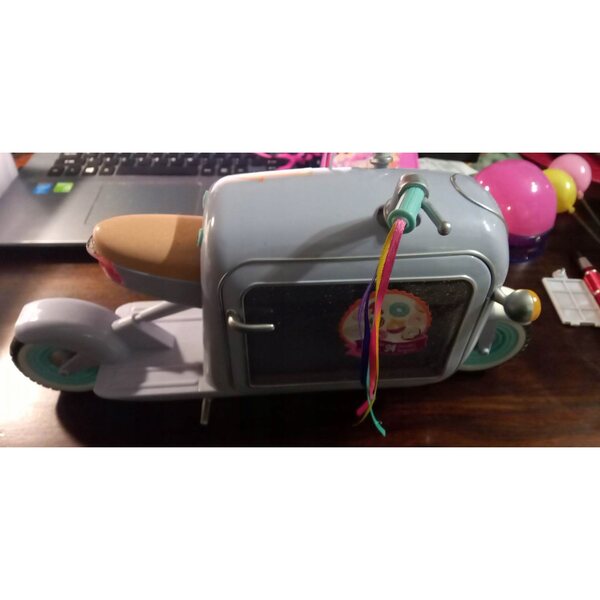 Glitter Girls Puppenauto mit Roller und bunten Accessoires
