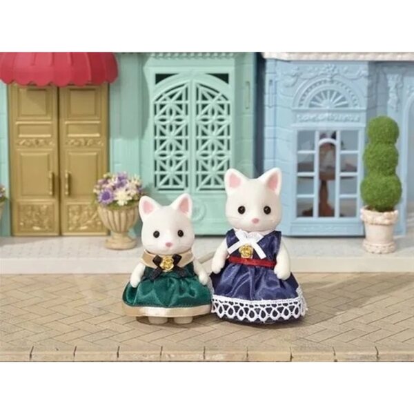 Sylvanian Families Set Eleganti Vestiti per Figure con 2 Abiti in Satin