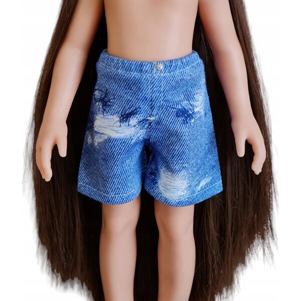 Kleidung für eine 32 cm große Paola Reina-Puppe: kurze Jeansshorts mit Perlenverzierung