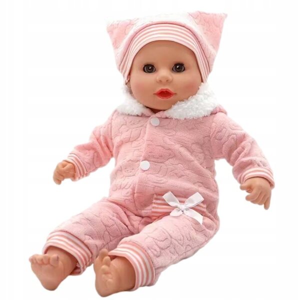 Abbigliamento invernale rosa per una bambola da 45 cm con tutina e cappellino