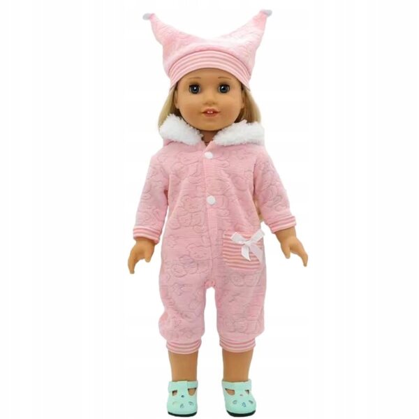 Abbigliamento invernale rosa per una bambola da 45 cm con tutina e cappellino