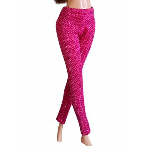 Funkelnde Modepuppen-Kleidung aus rosa Glitzerstoff, hergestellt in Polen