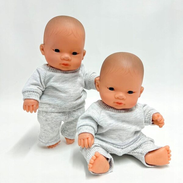 Komplettes graues Kleiderset für Miniland 21 cm Puppe, Sportbekleidung