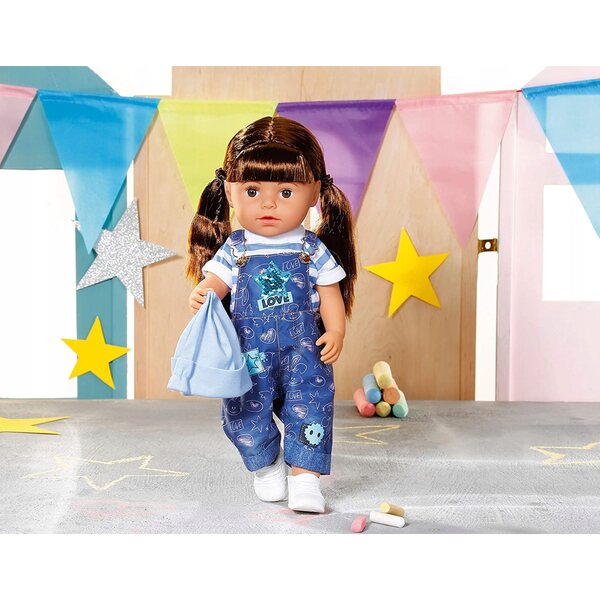 Deluxe Baby Born 43 cm Kleidung mit Overall, Jeans und Accessoires