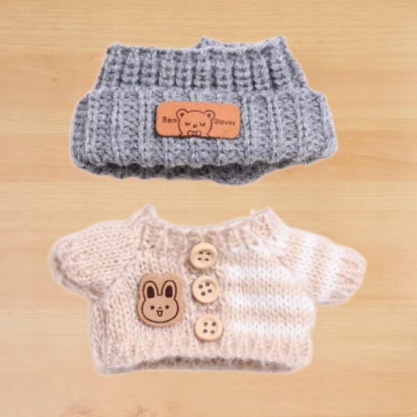 Bekleidungsset für Puppen 15–17 cm mit Pullover und weicher brauner Mütze